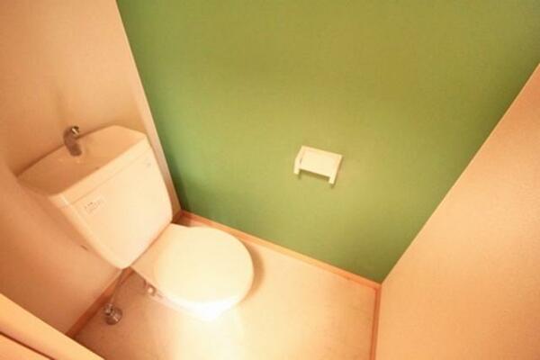 画像10:清潔感あるトイレです