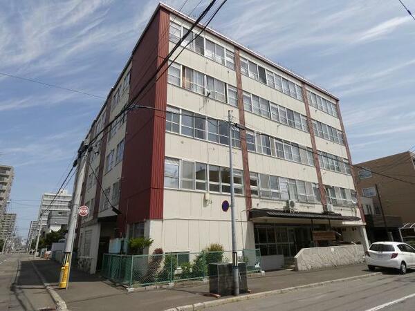 北海道札幌市中央区南十七条西９丁目(賃貸マンション2DK・3階・42.87㎡)の写真 その1