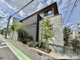 埼玉県さいたま市浦和区岸町３丁目