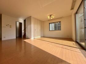 千葉県市川市稲越１丁目