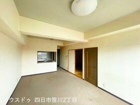 丸美ロイヤル中川原　四日市市中川原