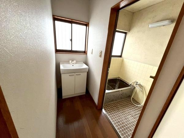 detached 東京都羽村市羽西１丁目

地図を見る