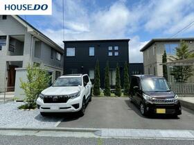 青森県八戸市東白山台３丁目