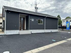 愛知県稲沢市平和町西光坊大門北