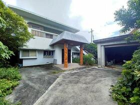 沖縄県沖縄市上地３丁目