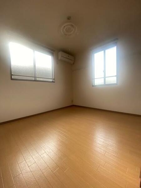 apartment 埼玉県比企郡嵐山町大字菅谷
地図を見る