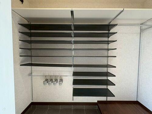 detached 三重県四日市市小古曽４丁目