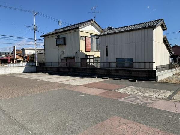 detached 埼玉県児玉郡上里町大字七本木

地図を見る