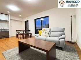 三重県鈴鹿市白子２丁目