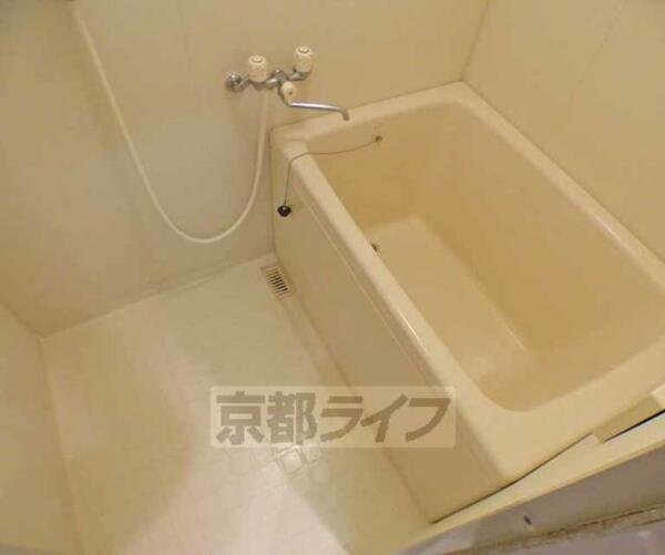 画像5:セパレートのお風呂です。