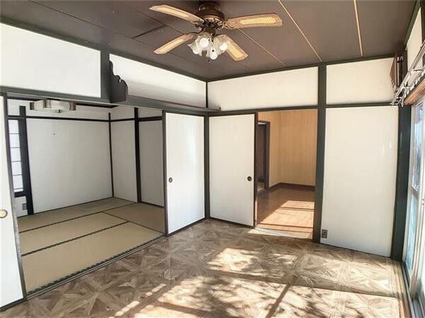 detached 福島県伊達郡川俣町字瓦町

地図を見る