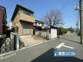 兵庫県伊丹市行基町３丁目