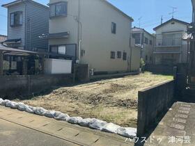 三重県津市高茶屋１丁目