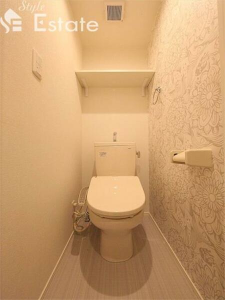 画像10:温水洗浄便座付トイレ