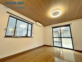 福岡県春日市紅葉ヶ丘西７丁目