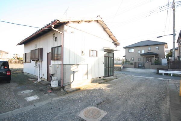 detached 埼玉県行田市大字長野

地図を見る