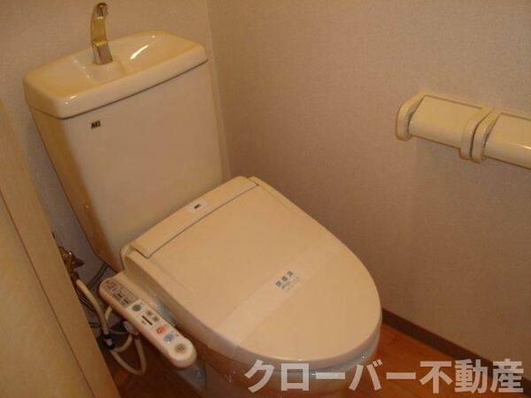画像14:シャワー付トイレ