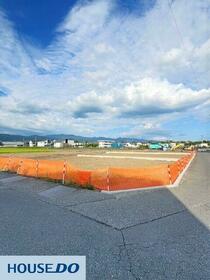 山梨県甲斐市竜王新町
