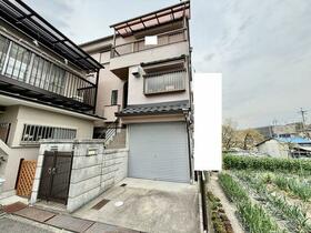 大阪府高槻市郡家新町