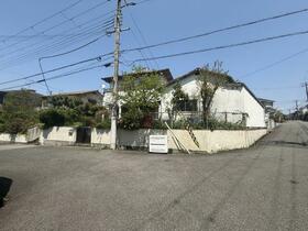 兵庫県川西市大和東1丁目