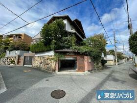 大阪府豊中市本町８丁目