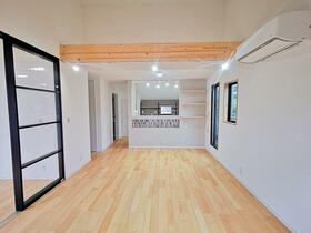 東京都世田谷区上祖師谷２丁目