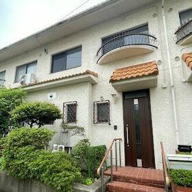 大阪府池田市伏尾台1丁目