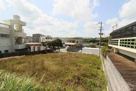 沖縄県沖縄市与儀１丁目