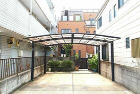 東京都足立区西新井本町２丁目