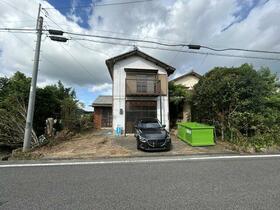 三重県津市高野尾町