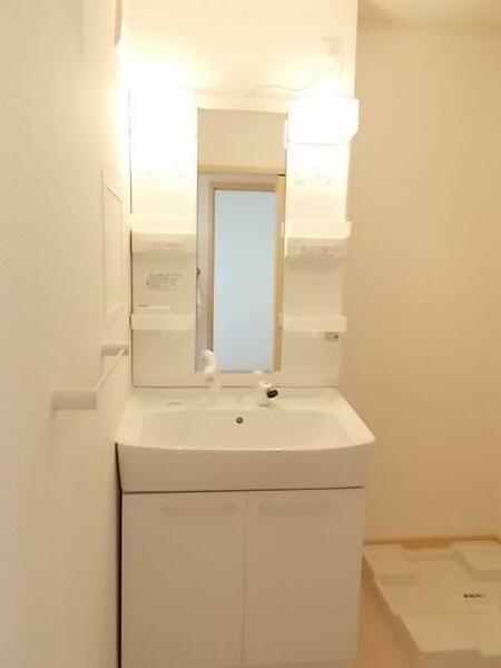 apartment 埼玉県東松山市大字上野本
地図を見る