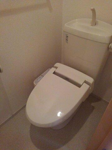 画像7:【メゾン・ド・タカラ】トイレもきれいです