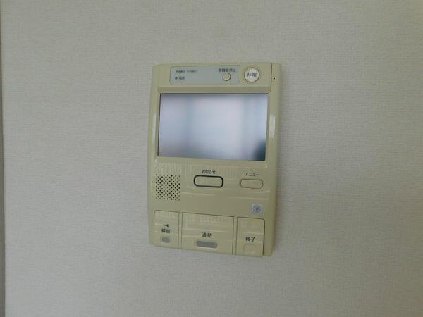 画像12:モニター付インターフォン