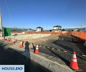 山梨県甲斐市篠原