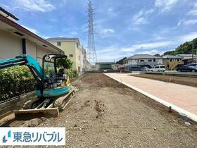 神奈川県横浜市港北区新吉田東８丁目