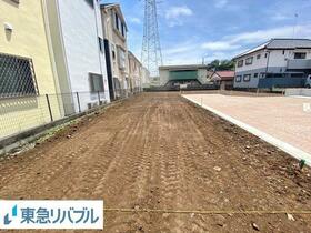 神奈川県横浜市港北区新吉田東８丁目