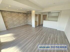 ベルカーサ富洲原