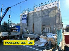 愛知県弥富市荷之上町六十人