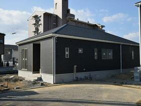 愛媛県松山市空港通３丁目