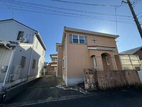 愛知県稲沢市平和町西光坊大門南