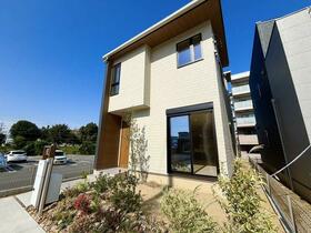 三重県四日市市曙１丁目