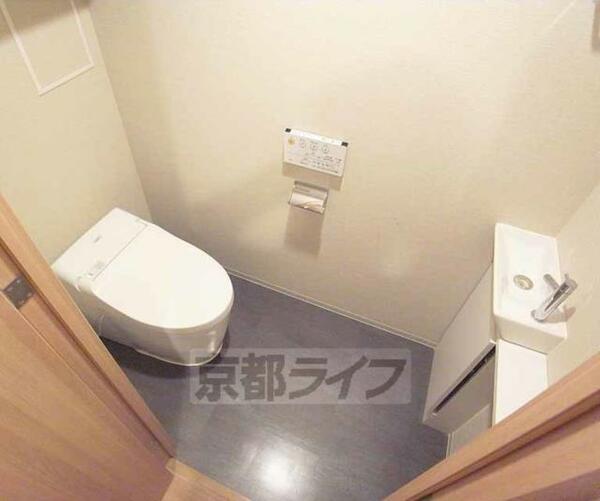 画像6:スタイリッシュなトイレです。