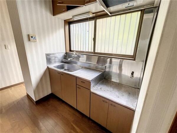 apartment 福島県伊達郡川俣町大字鶴沢字鶴東
地図を見る