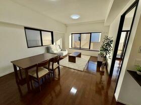 下大利パーク・マンション