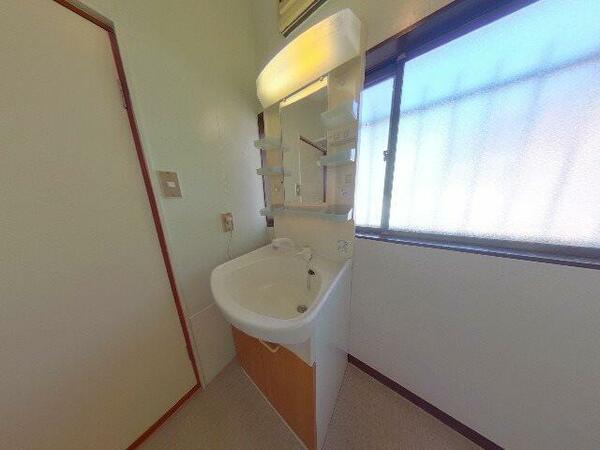 detached 東京都足立区谷在家１丁目

地図を見る