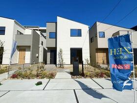 三重県四日市市曙１丁目