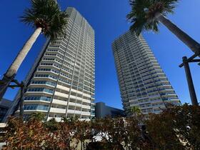 ＲＹＵ　Ｘ　ＴＯＷＥＲ　Ｔｈｅ　ＷＥＳＴ
