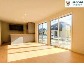 三重県鈴鹿市稲生塩屋２丁目