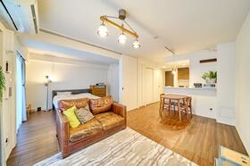 オ−ランドコ−ト南葛西