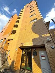 マック梅島コート